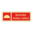 Branndør holdes lukket