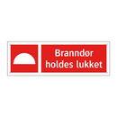 Branndør holdes lukket