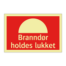 Branndør holdes lukket