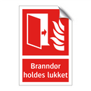 Branndør holdes lukket