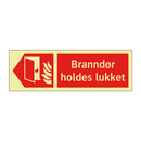 Branndør holdes lukket