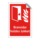 Branndør holdes lukket