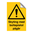 Skyting med boltepistol pågår